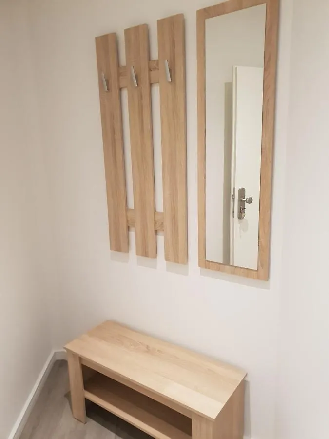 Appartement Ferienwohnung Mit Jacuzzi Naehe Flughafen Koeln Bonn Troisdorf